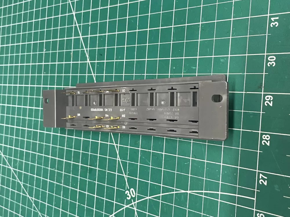 GE  Hotpoint 165D5576P033 Dishwasher Button Control Panel