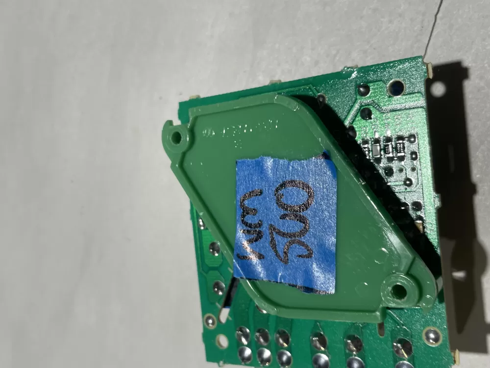 Whirlpool Kenmore Maytag KitchenAid Inglis Roper Estate Amana Magic Chef 100-01116-08 4388931 AP3109393 2154674 2162270 2162373 2169266 2169268 2188160 2303825 2303825A 901240 AH372260 EA372260 PS372260 100-01116-09 Refrigerator Control Board