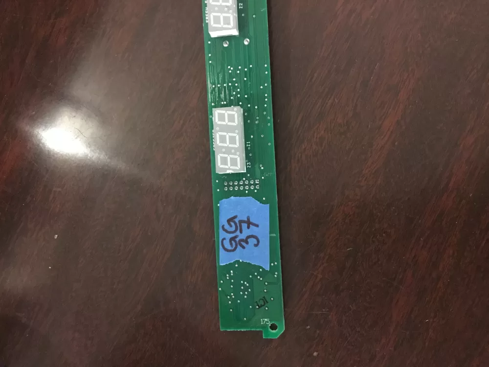 GE  Refrigerator Display Control Board Part # AZ168 | GG37