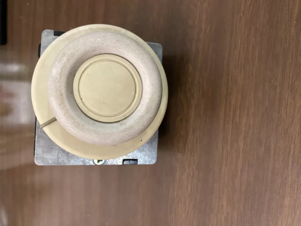 Maytag 6 3086100 Dryer 308100 Timer 308100 AZ78972 | BK663