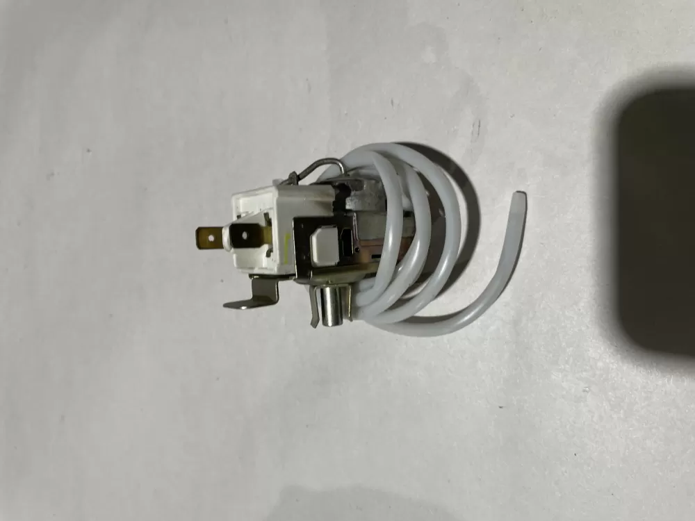 Frigidaire Kenmore 3ART5VC158 Refrigerator Control Board AZ146414 | KM2438