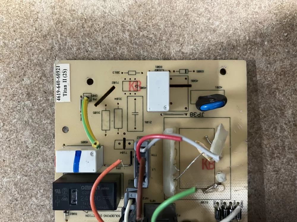 Whirlpool 4619-640-60921 Microwave Oven Control Board AZ9221 | KM1141