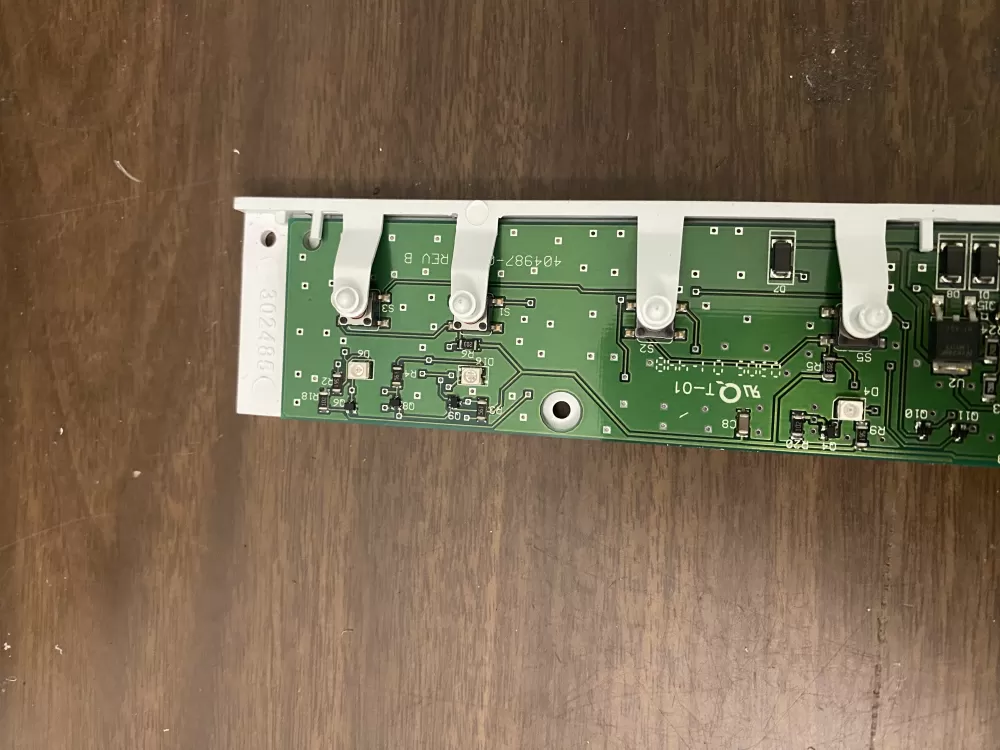  240559171 Pd00000416 Refrigerator Control Board Dispenser Used AZ96740 | BK301