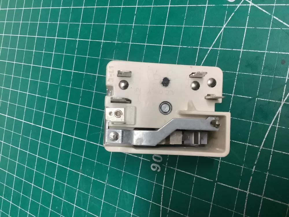 GE Hotpoint Wb24t10029 Range Switch Infinite AZ202163 | SL127