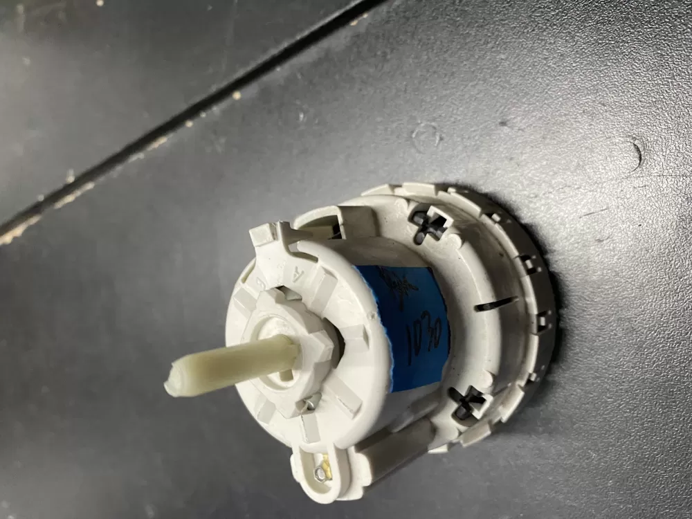 Whirlpool 3366848 Washer Water Level Pressure Switch AZ19092 | BK1030