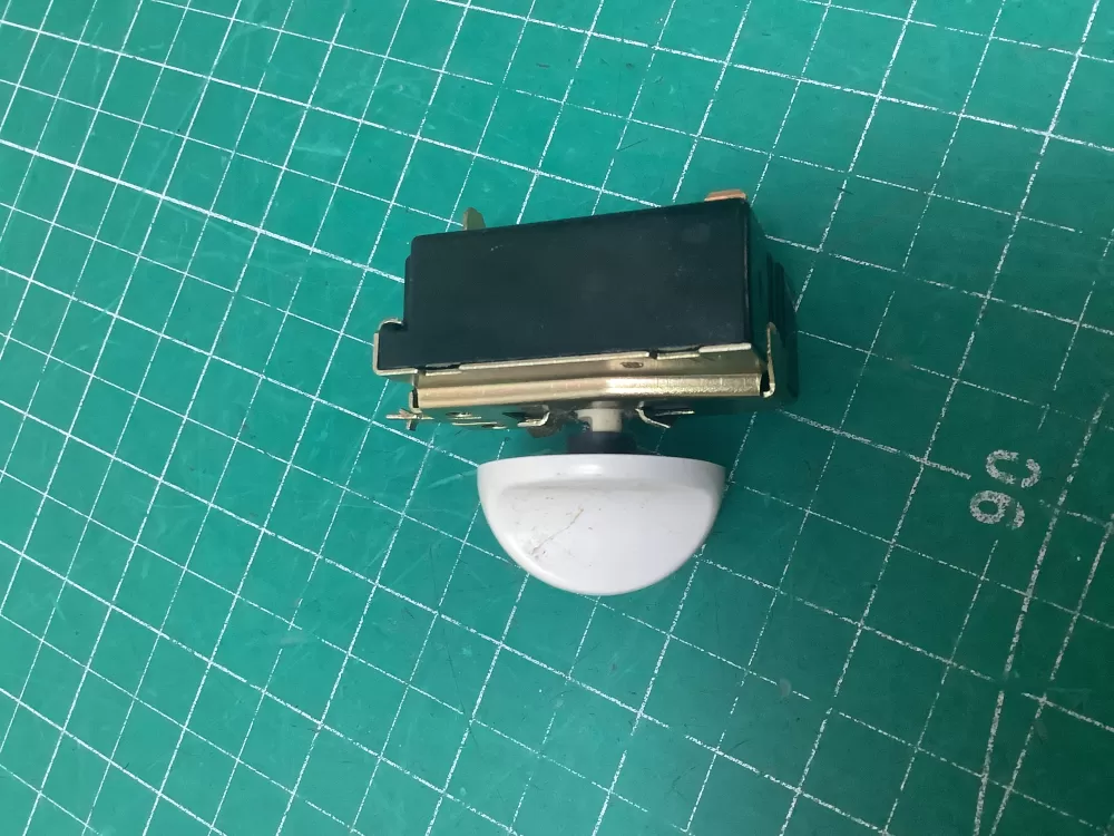 Frigidaire Genuine 131120400C Washer Temperature Switch AZ224662 | SLA116