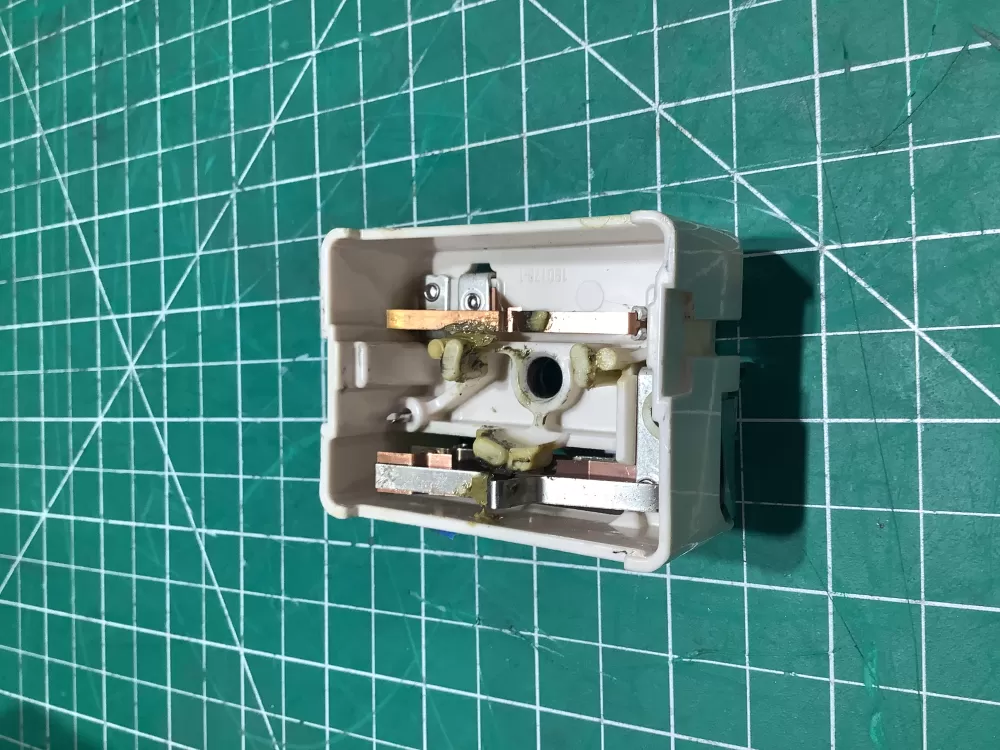 GE Hotpoint Wb24t10029 Range Switch Infinite AZ151468 | SL176