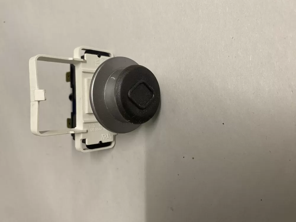  3977456 0223 WP3977456  Dryer Switch Push To Start