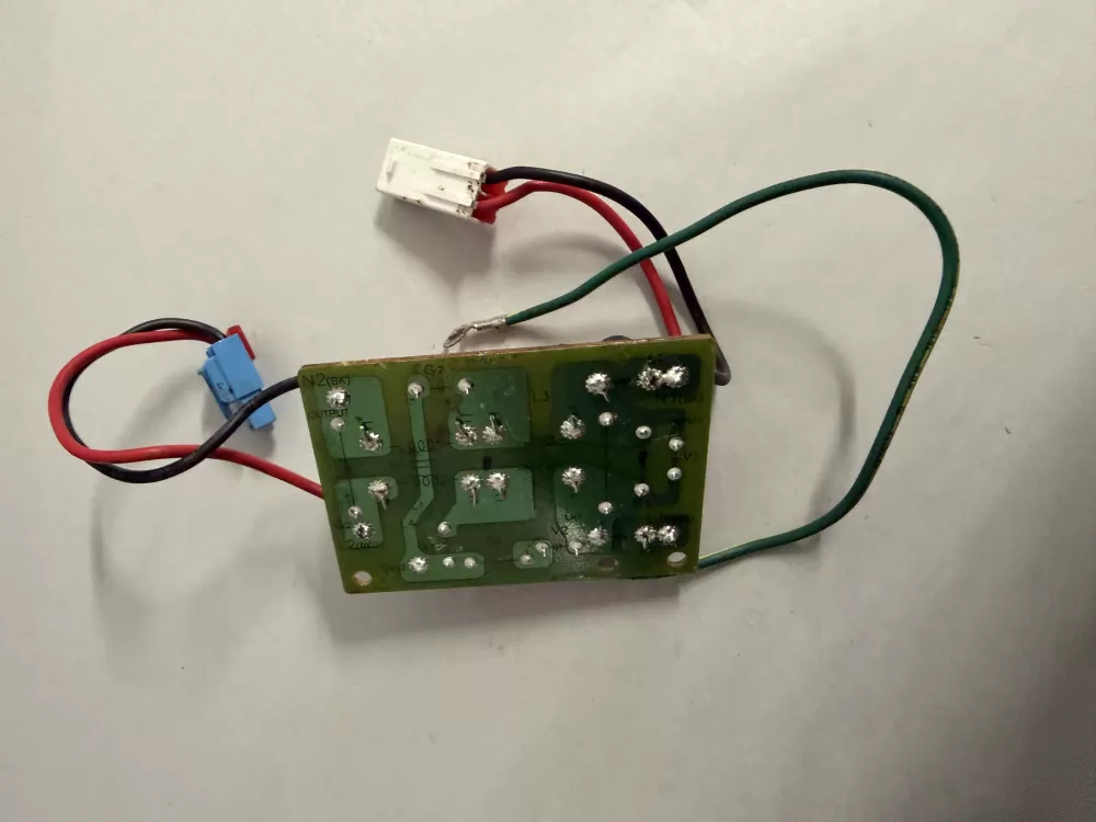 Samsung 00043D 00022B Refrigerator Control Board Noise Filter AZ209725 | KM288