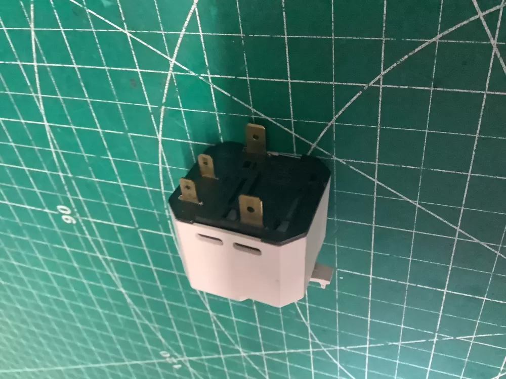 Maytag WP3404233 Dryer Crosley Inglis Start Switch AZ207539 | SL160