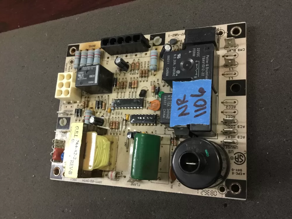 Lennox 1097-83-503A Furnace Control Board AZ80338 | NR1106