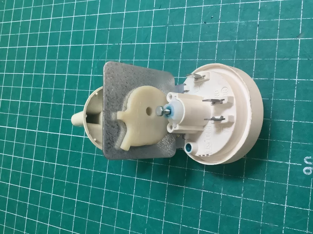 GE 175D2290P020 Washer Pressure Switch Water