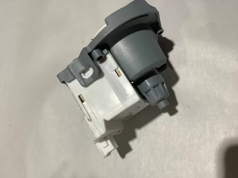 Whirlpool W10724439 Dishwasher Water Drain Pump Motor AZ131253 | Sl239