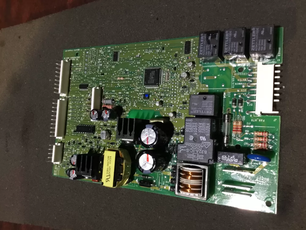 GE 200D2260G008 PD00074367 AP7188100 WR55X10942C 200D4854G008 200D4854G013 200D2259G017 200D4852G018 200D4850G022 200D4852G024 200D6221G013 200D6221G015 200D6221G016 WKKT 1304-00-70A WR49X10060 WR55X10024 WR55X10037 WR55X10045 WR55X10056 WR55X10065 Refrigerator Control Board