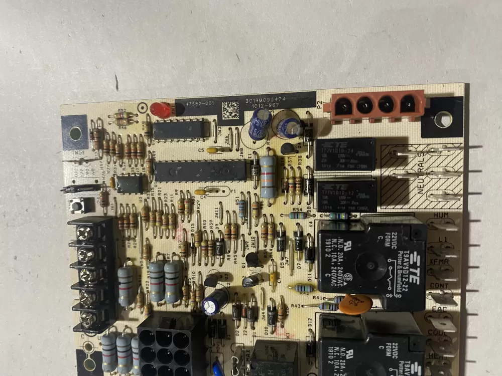 Lennox 1012-83-9673A Furnace Control Board AZ193708 | BK574