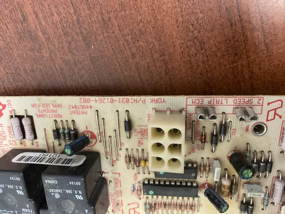 York Luxaire Coleman 031-01264-002 Furnace Control Board AZ45019 | BK1766