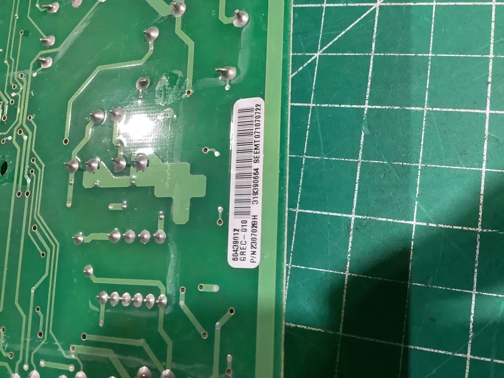 KitchenAid GE Kenmore 2307028 Refrigerator Control Board AZ153141 | NR127