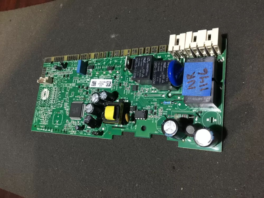 Whirlpool Control Board - Part # W11044131 REV A AZ87968 | NR1146