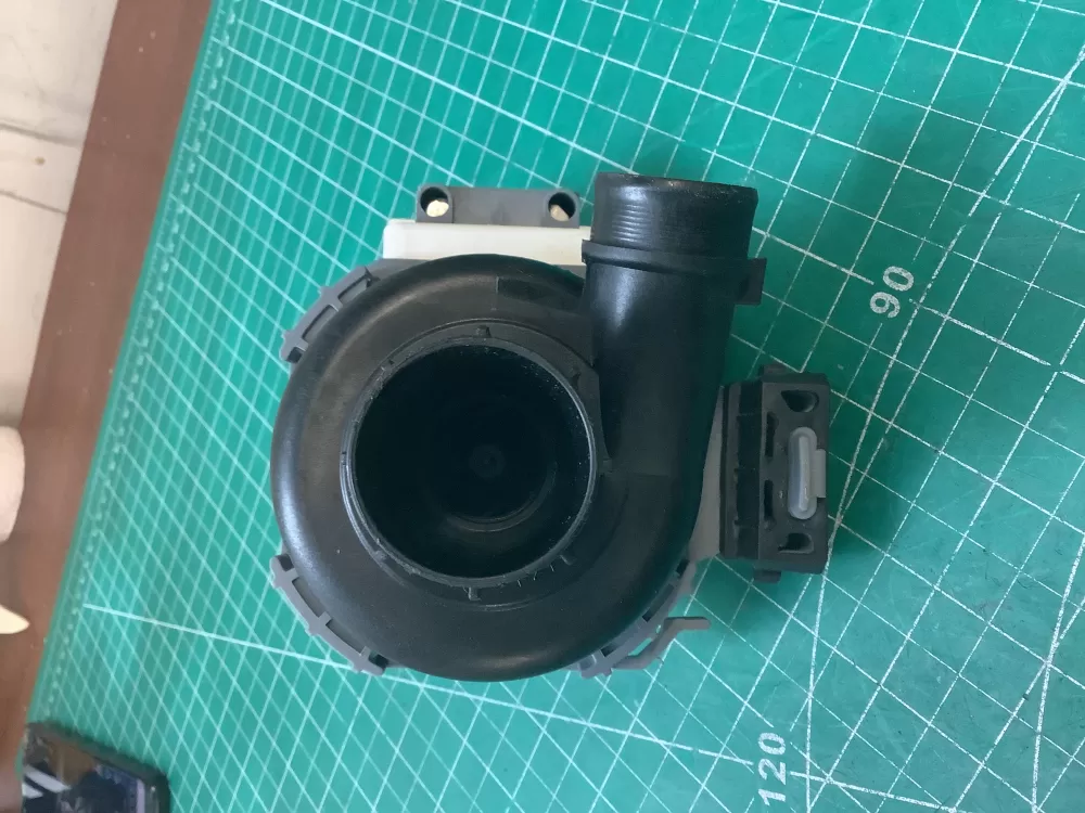 Whirlpool W11084656 W10805387 Dishwasher Pump Motor AZ213544 | SLA167