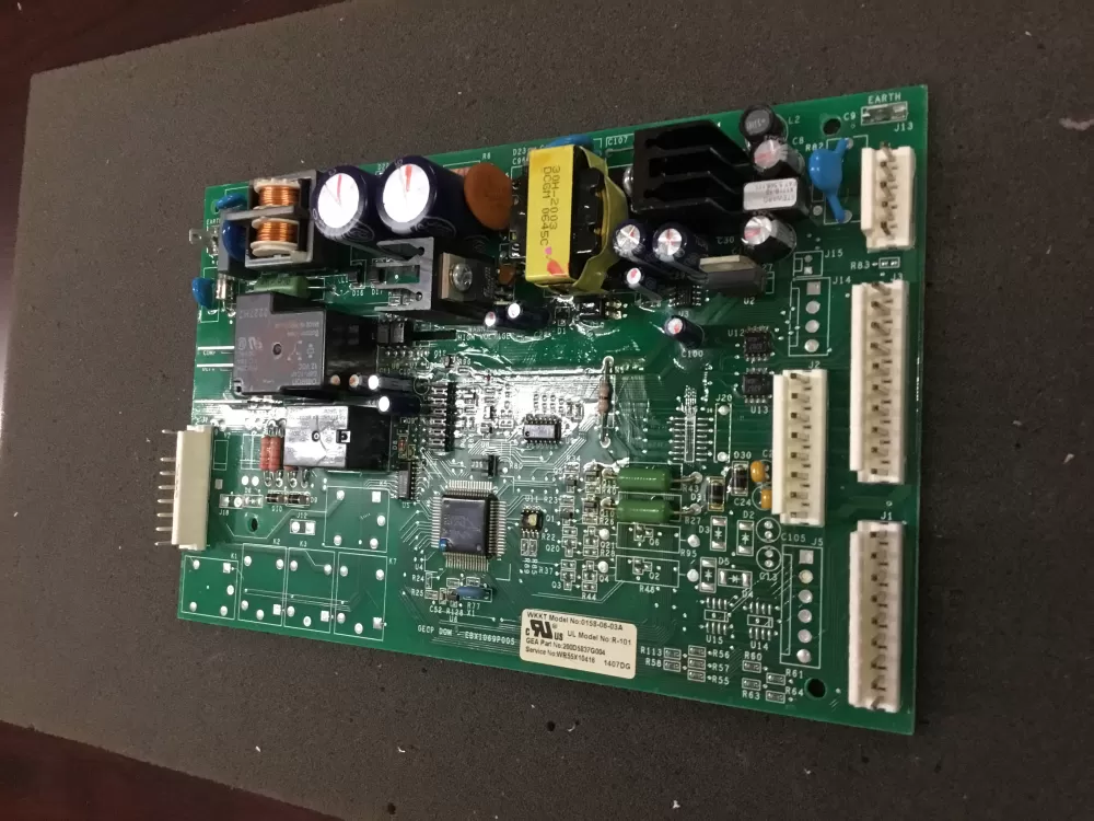 GE 200D5837G004 WR55X10942C Refrigerator Control Board AZ81092 | NR961