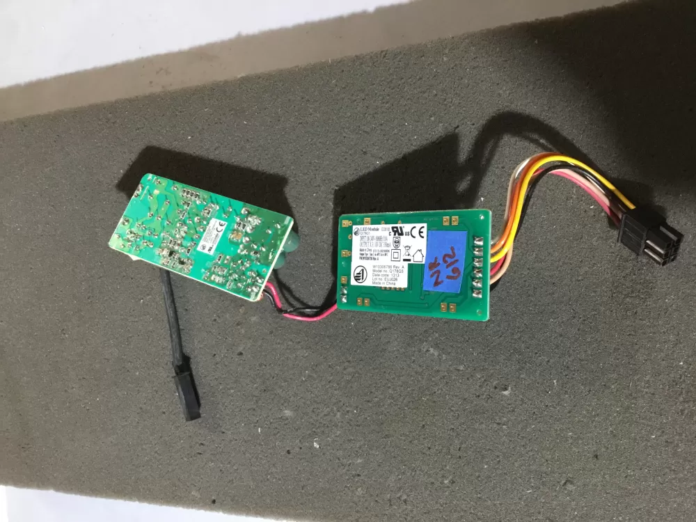 Whirlpool W10306786 Refrigerator Power LED Control Board AZ101465 | NR612