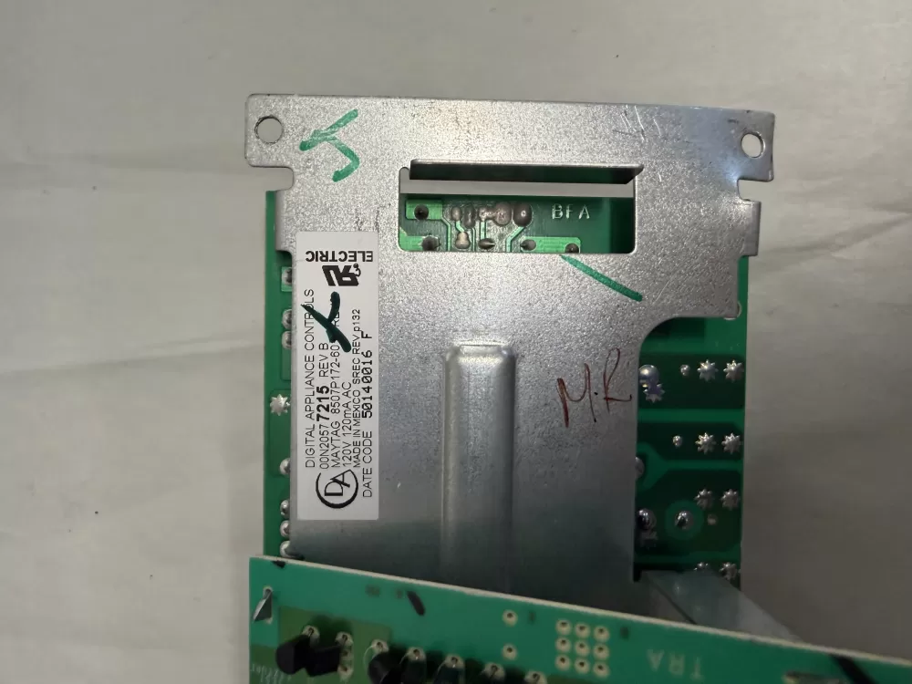 Maytag 8507P172-60 00N20577215 control board AZ222903 | KMV844