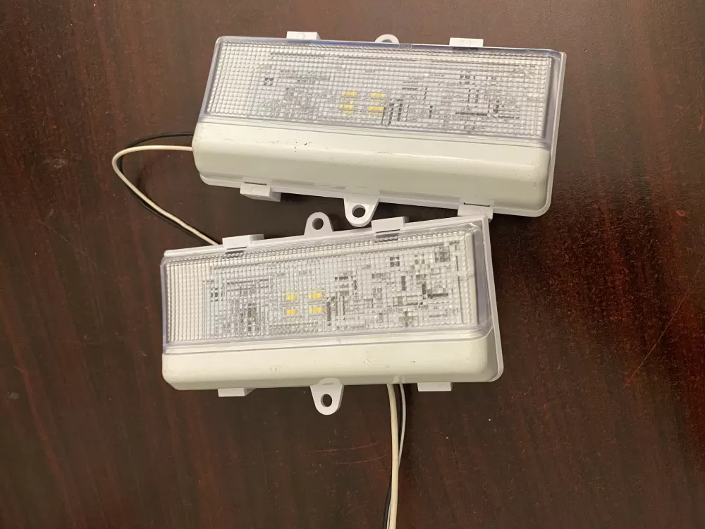 Maytag  Whirlpool W10536362 W10865838 Refrigerator Control Board Light Module