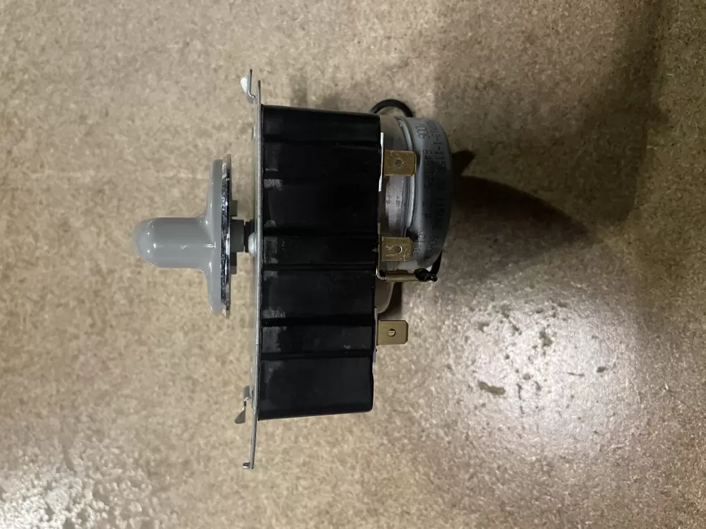 GE 212D1233P014 Dryer Timer AZ26293 | KM151