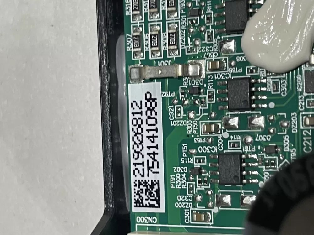 GE 519306815 Refrigerator Inverter Control Board AZ152223 | Wm877