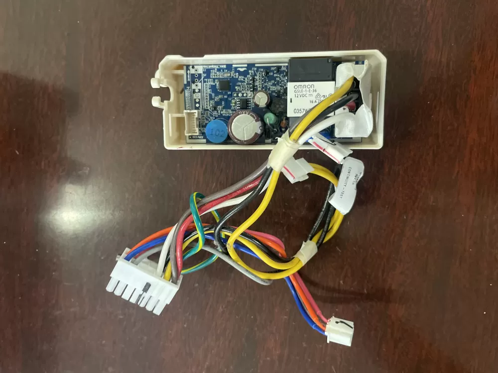 Whirlpool W10835562 W11135445 W11179226 W11184505 W11207400 W11211941 W11223729 W11371382 PS12723985 Refrigerator Control Board