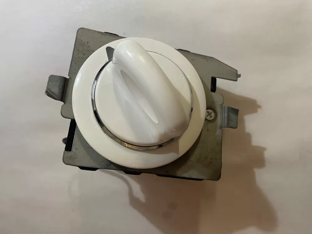 GE 572D520P021 WE4M271 Dryer Timer AZ166782 | KM449