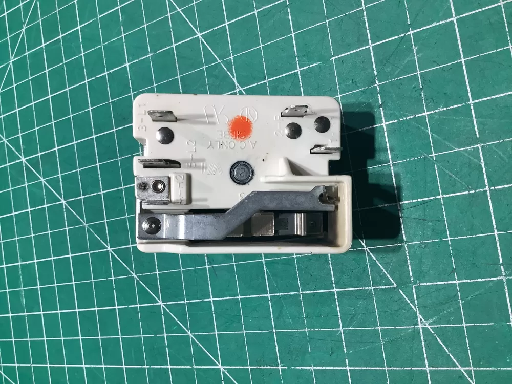 GE Range 164D1816P12 Infinite Burner Switch Control AZ144885 | SL272