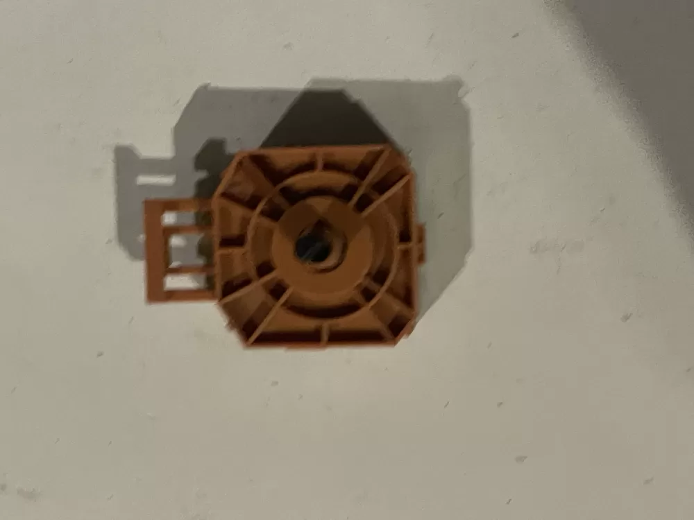 Frigidaire 137493300 Washer Control Board Selector Switch AZ32593 | Wm250