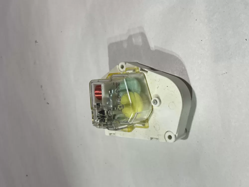 Maytag  Jenn-Air  Admiral  Magic Chef AP6010564 63001580 66556-8 68233-2 68233-3 69543-4 69543-6 WP68233-3 PS11743747 S-68233-3 Refrigerator Defrost Timer