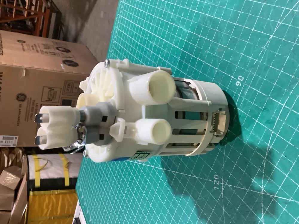 OEM Miele Dishwasher Circulation Pump 10285586 61-31/4 AZ226932 | SLA112