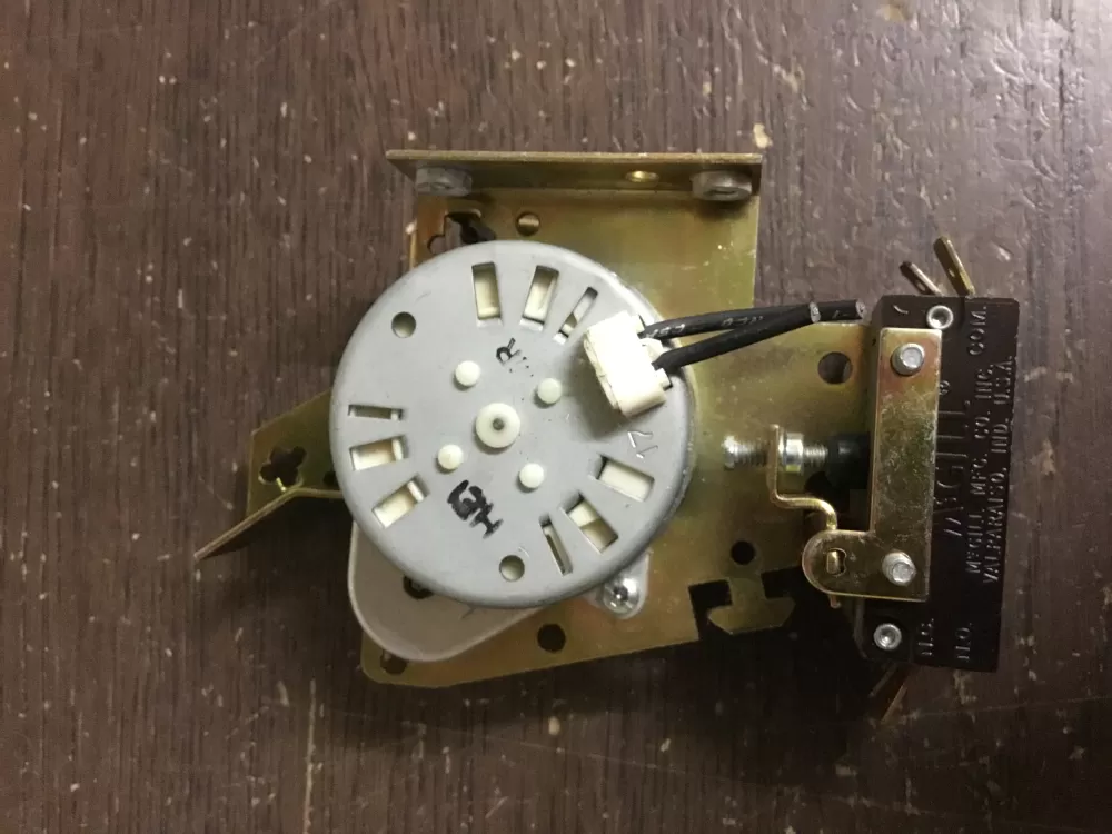 Speed Queen TJ50-1212-60 61309 Dryer Timer Switch AZ14802 | NR557