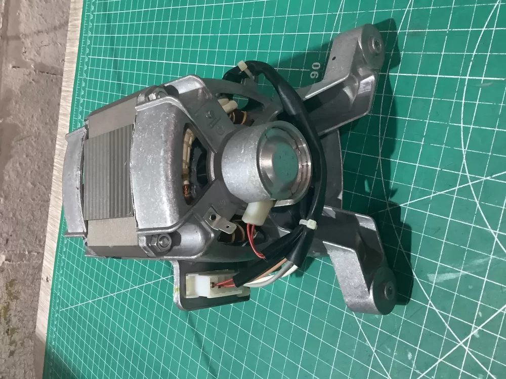 Frigidaire 134638900 Washer Drive Motor AZ191120 | SL112