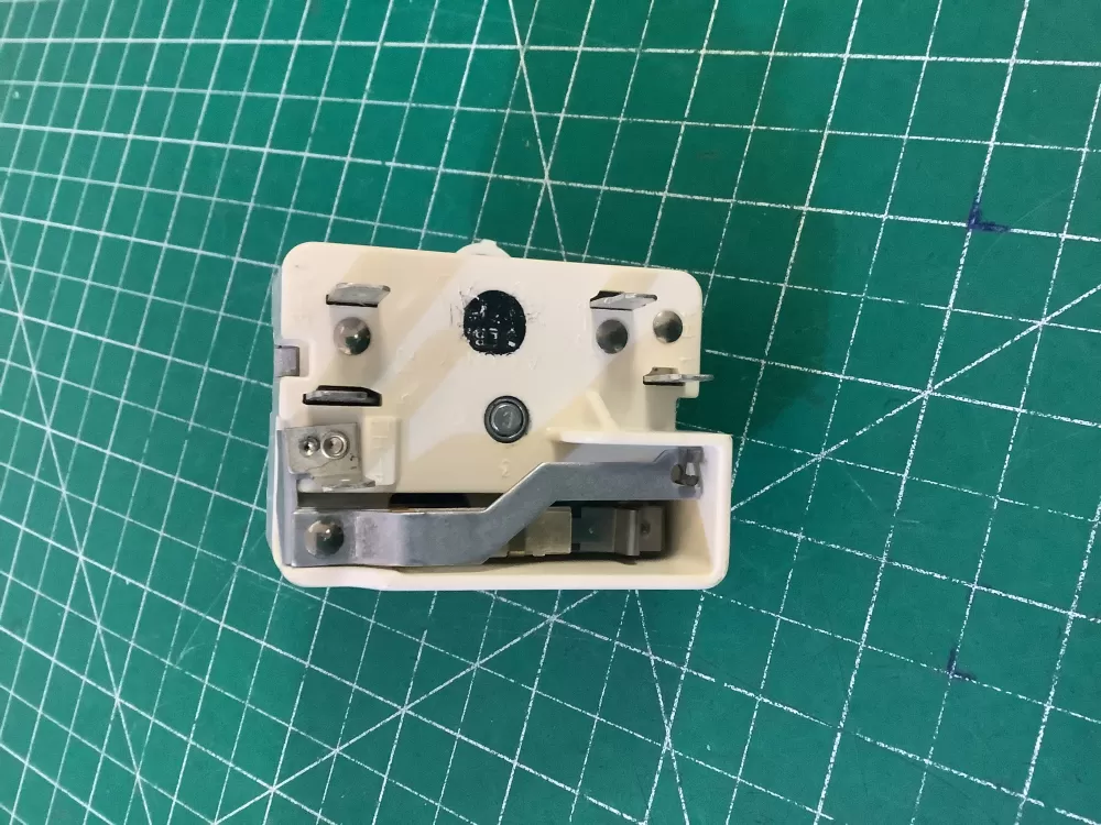 GE Hotpoint Wb24t10029 Range Switch Infinite AZ208078 | NR89