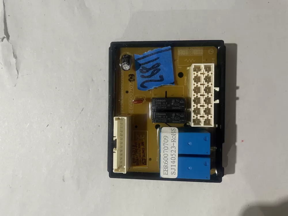 Kenmore LG EBR60070709 Refrigerator Control Board AZ201389 | KM2681