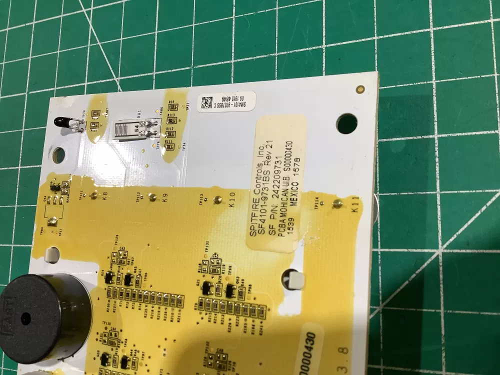 Frigidaire 242209731 Refrigerator Display Control Board AZ147177 | NR2458