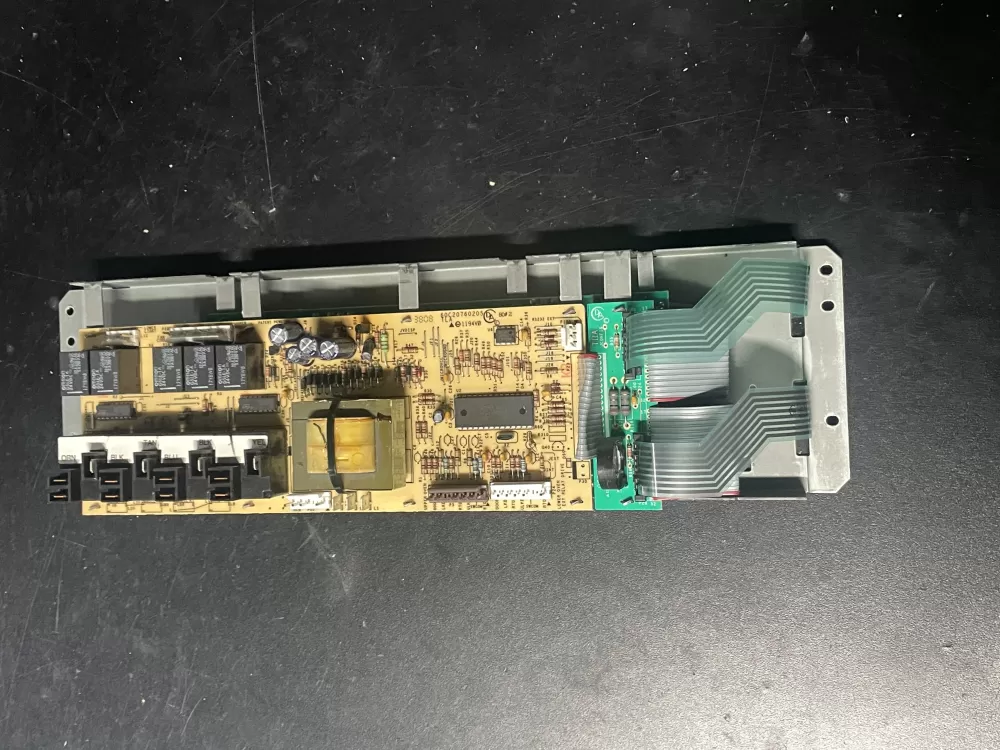 Maytag  Whirlpool 8507P153-60 00N21180114 Range Control Board
