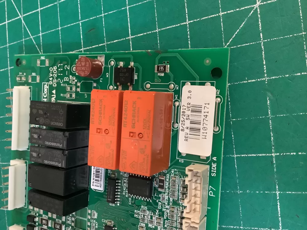 Whirlpool Jenn Air Maytag W10774171 Refrigerator Control Board AZ227938 | NR530