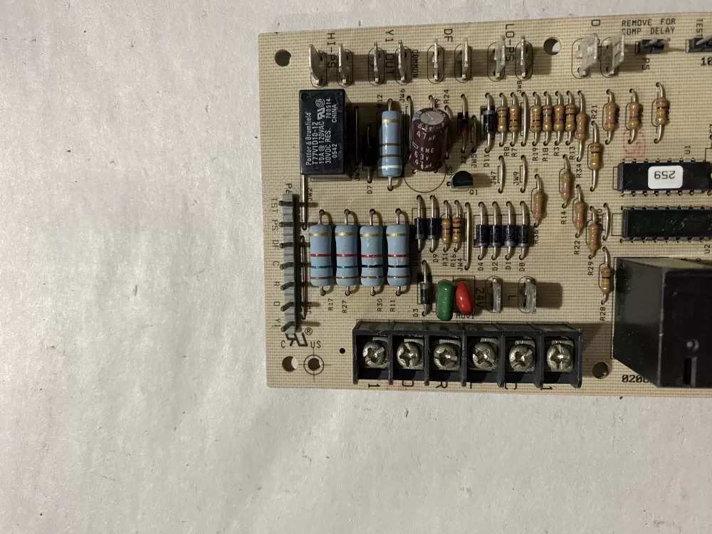 Lennox Armstrong 100269-01 1084-851 1084-83-851B Control Board AZ193712 | BK574