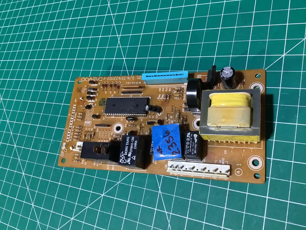 Magic Chef 3514331100-2 Microwave Control Board  AZ136966 | NR2356