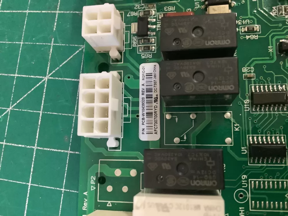 Whirlpool W10439320 W10145184 Refrigerator Control Board AZ197031 | NR2753