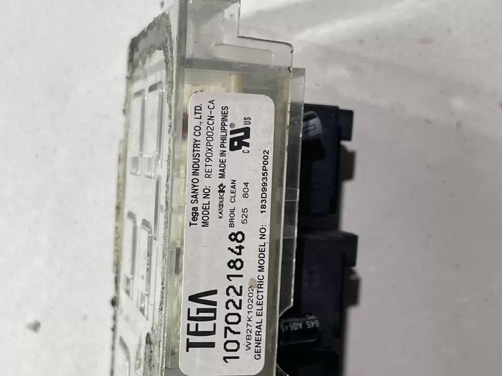 GE Hotpoint 183D9935P002 Range Oven Control Board AZ169833 | Wm568