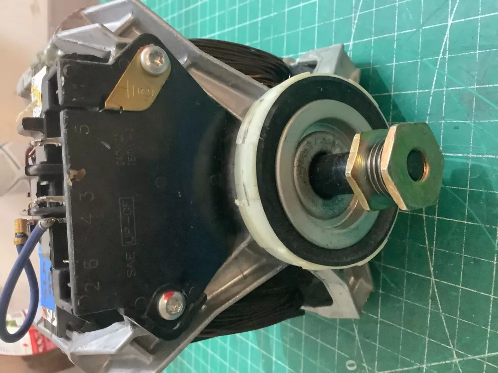 Electrolux Kenmore 131542900 Dryer Gibson Motor AZ217681 | SLA95
