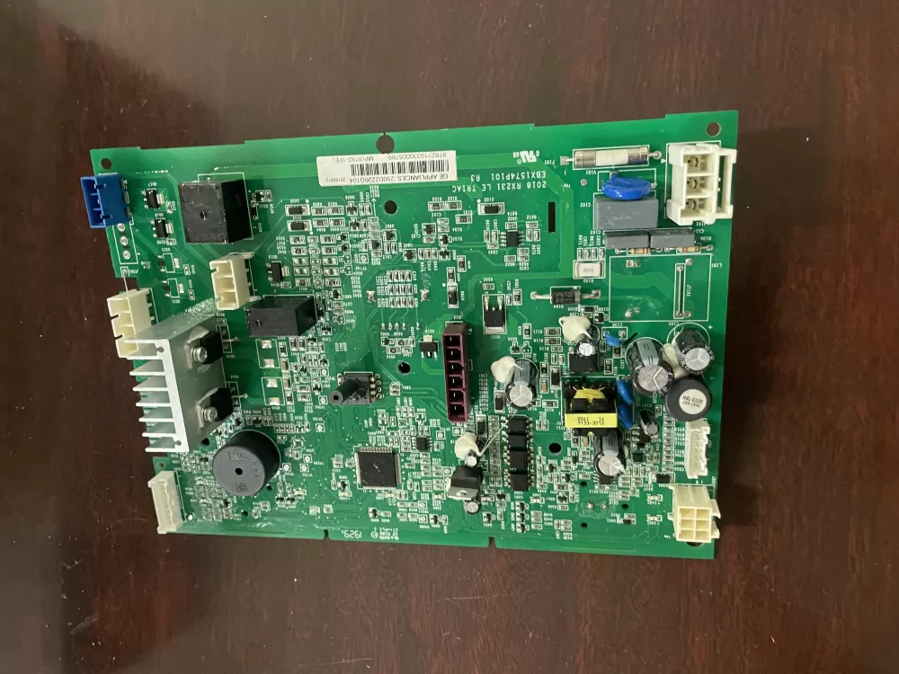 GE 290D2226G104 WH18X28642 Refrigerator Control Board