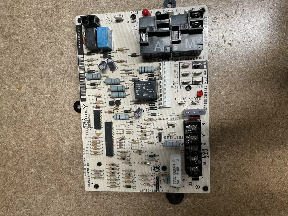 Carrier Payne CEPL130438-01 Furncace Control Board AZ17628 | KM1421