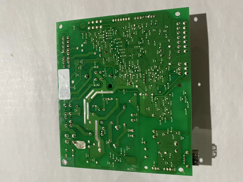 Frigidiare 242268902 Refrigerator Main Control Board AZ193400 | BK2188
